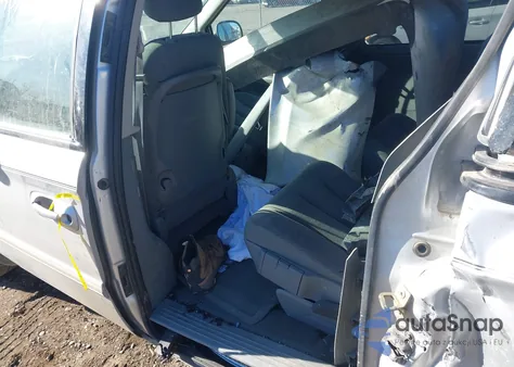 2006 Chrysler Town & Country Touring z USA, uszkodzony, nr VIN 2A8GP54L26R884431